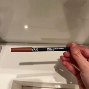 Makeup forever extreme color pencil waterproof lip liner